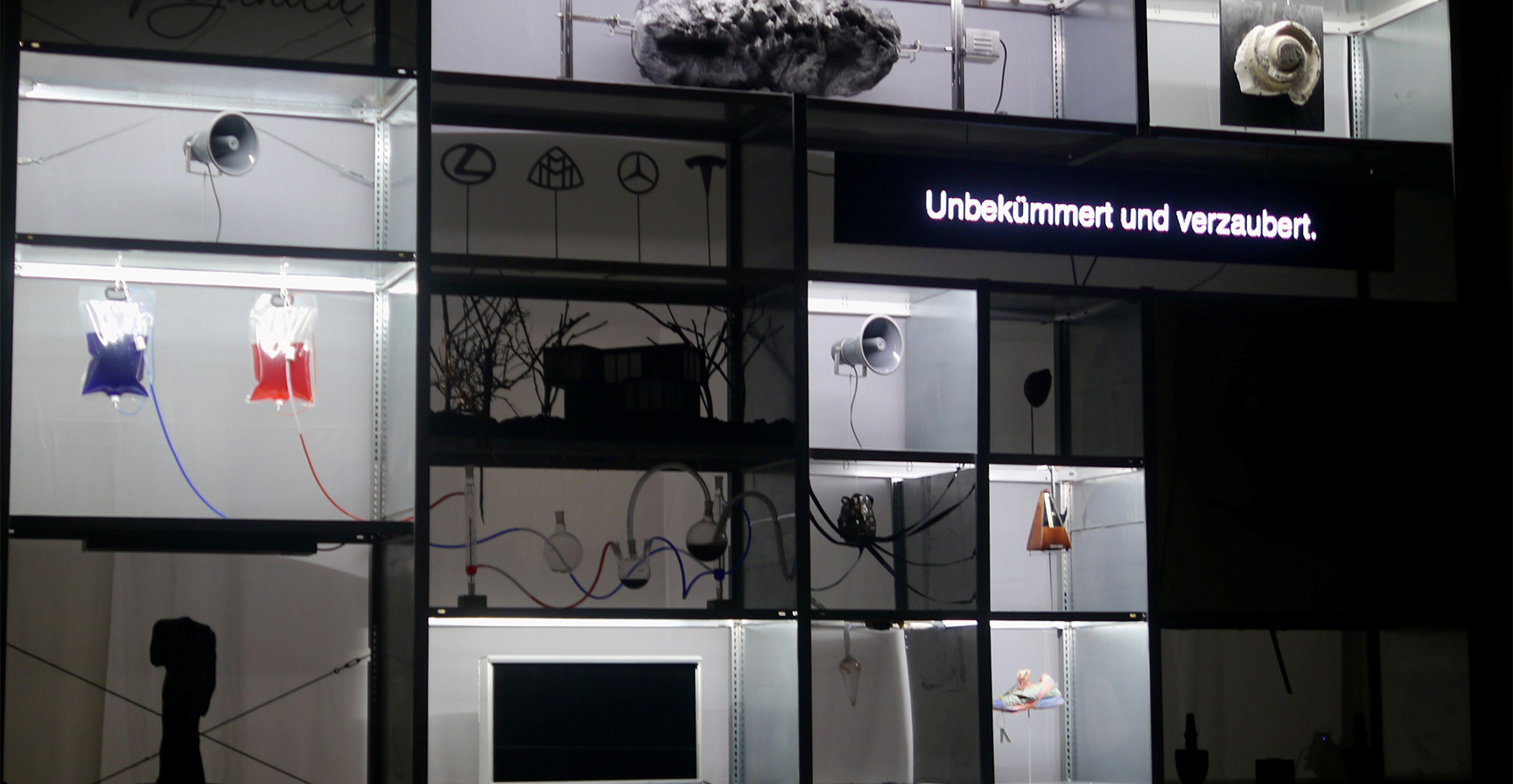 hin-und-weg-theaterfestival-oesterreich-festival-auffuehrung-boji-copyright-Franz-von-Strolchen