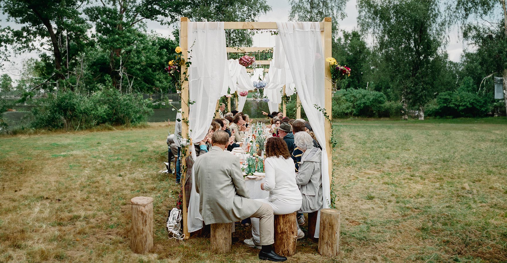 hin-und-weg-theaterfestival-oesterreich-festival-auffuehrung-chronik-der-noerdlichsten-stadt-copyright-AntoN-Widauer-kollekTief